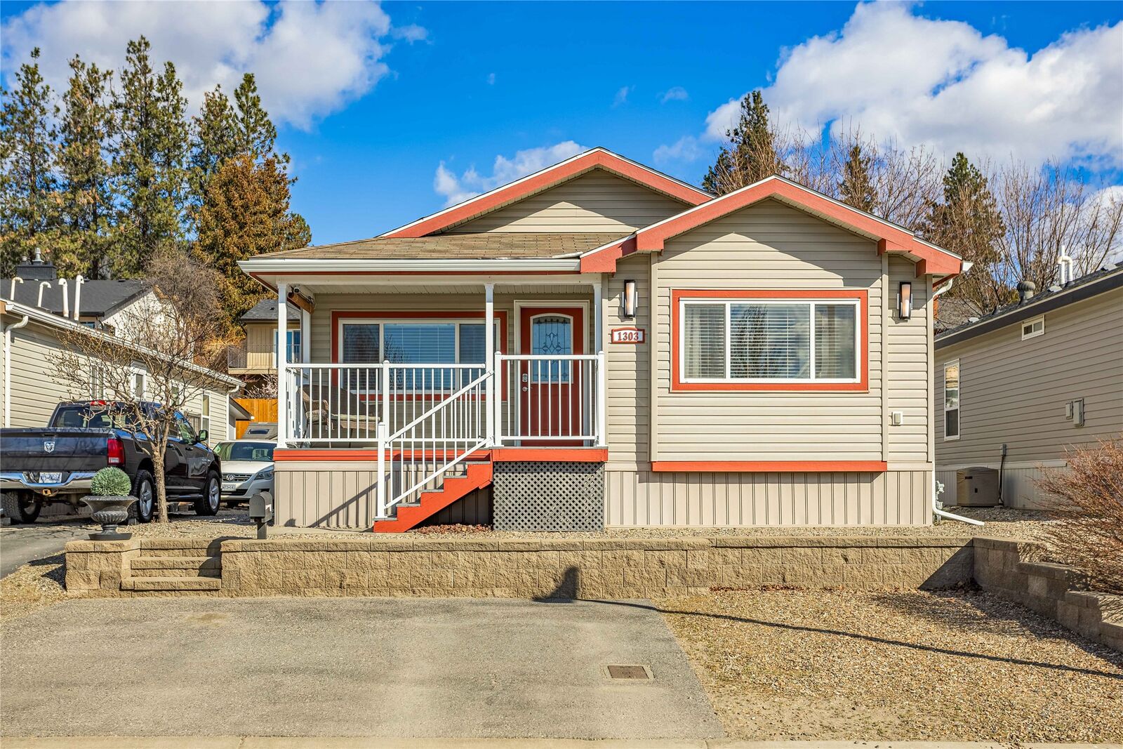 Photo de la propriété:  2440 Old Okanagan Highway 1303  BC V4T 3A2 