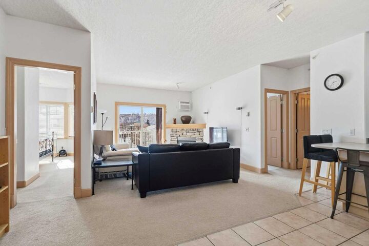 Property Photo:  9918 Gordon Avenue 413  AB T9H 5L1 