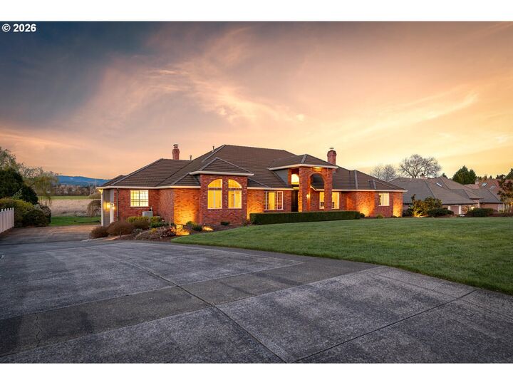 Property Photo:  17400 NE Stoney Meadows Dr  WA 98682 