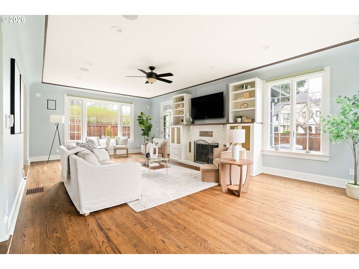 Property Photo:  2261 NE 30th Ave  OR 97212 