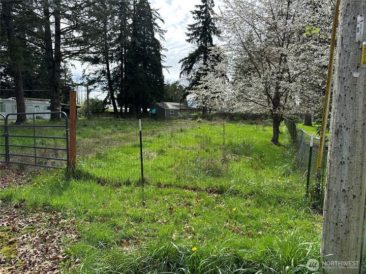 Property Photo:  2813  Bona Vista Drive SW  WA 98512 