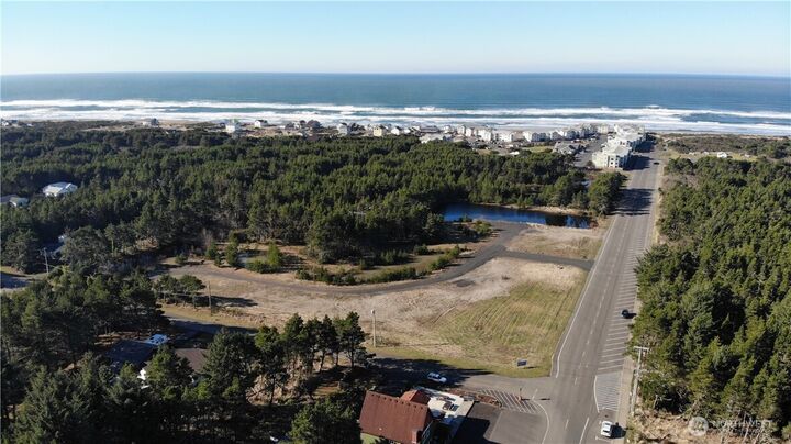 Property Photo:  1201  Ocean Avenue  WA 98595 