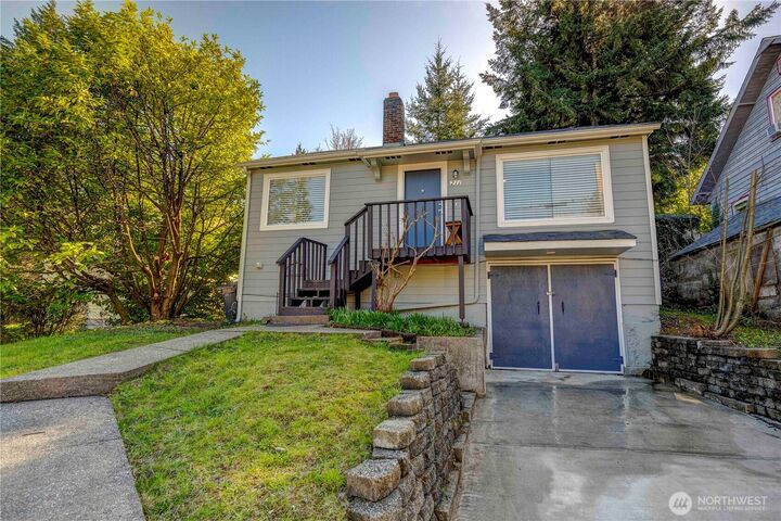Property Photo: 211 W Harvard Avenue WA 98584