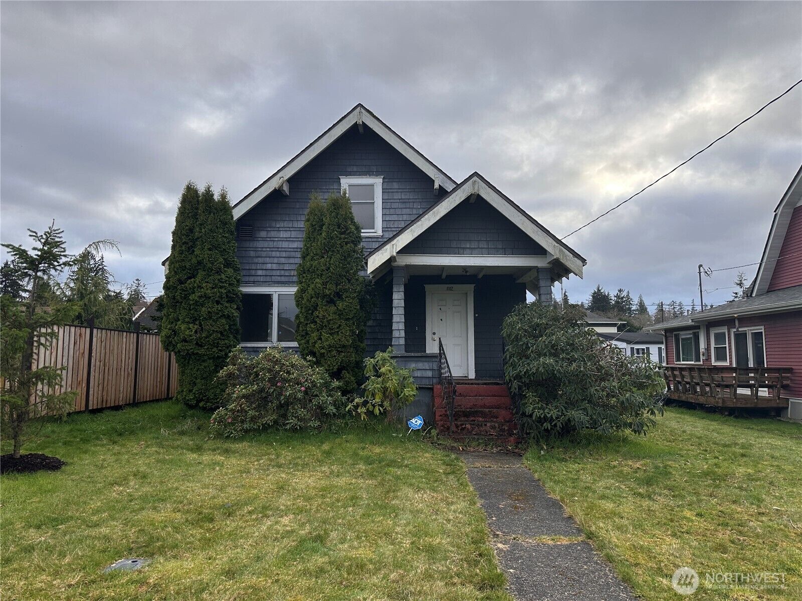 Property Photo:  1112  4th Street  WA 98537 