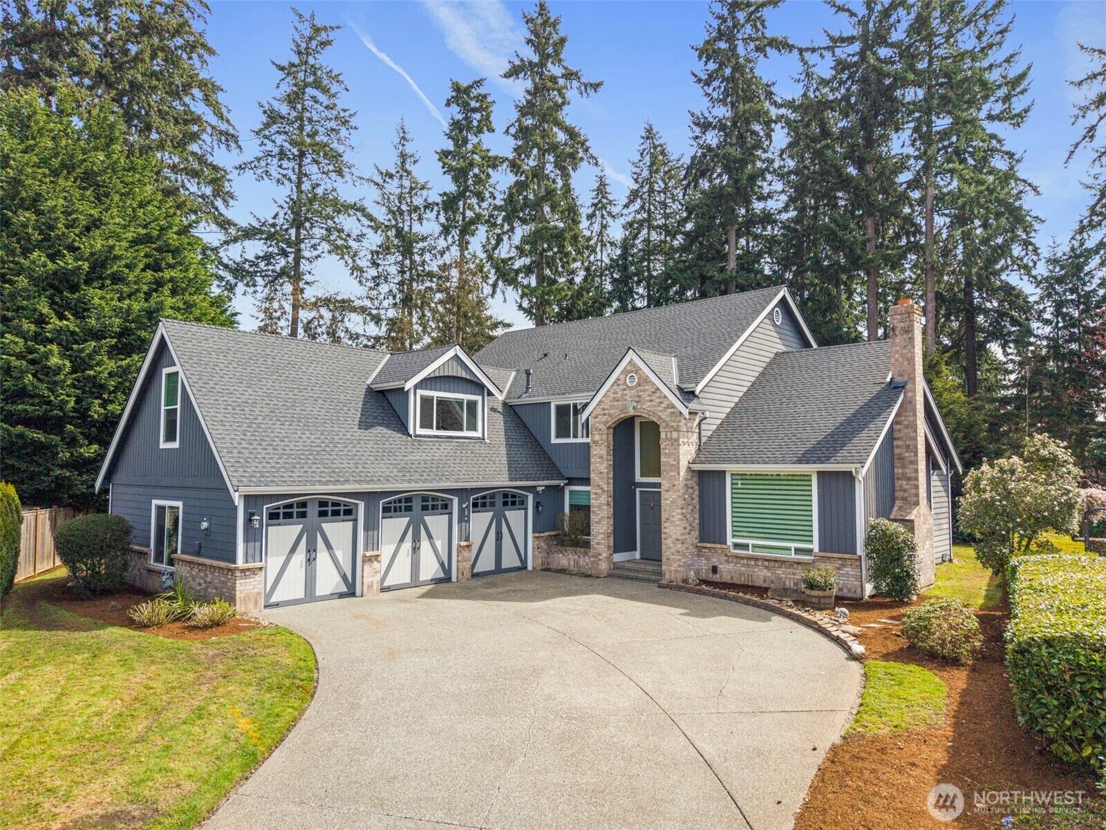 Property Photo:  409 SW 348th Court  WA 98023 