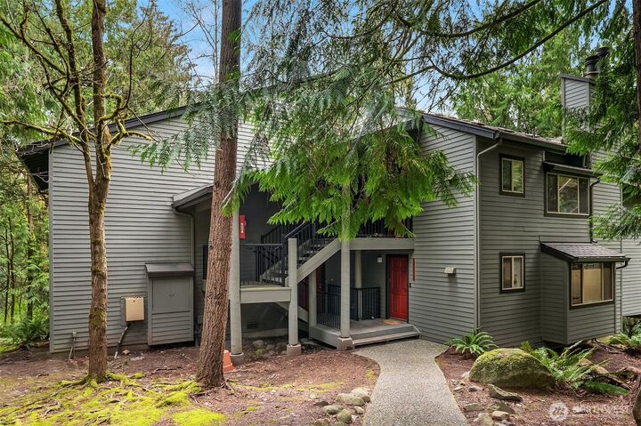 Property Photo:  14618 NE 81st St  WA 98052 