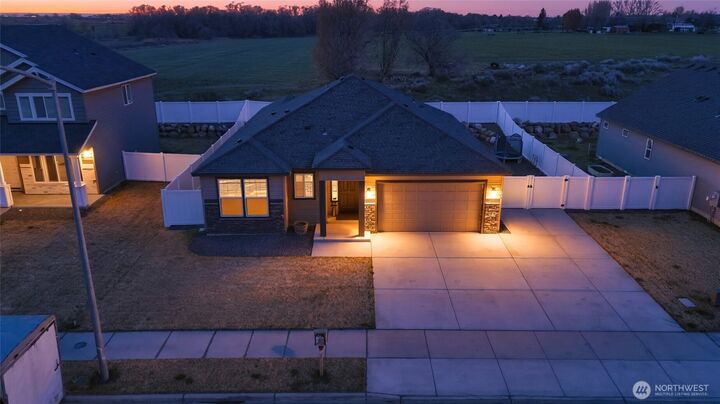 Property Photo: 4716 W Thrush Street WA 98837