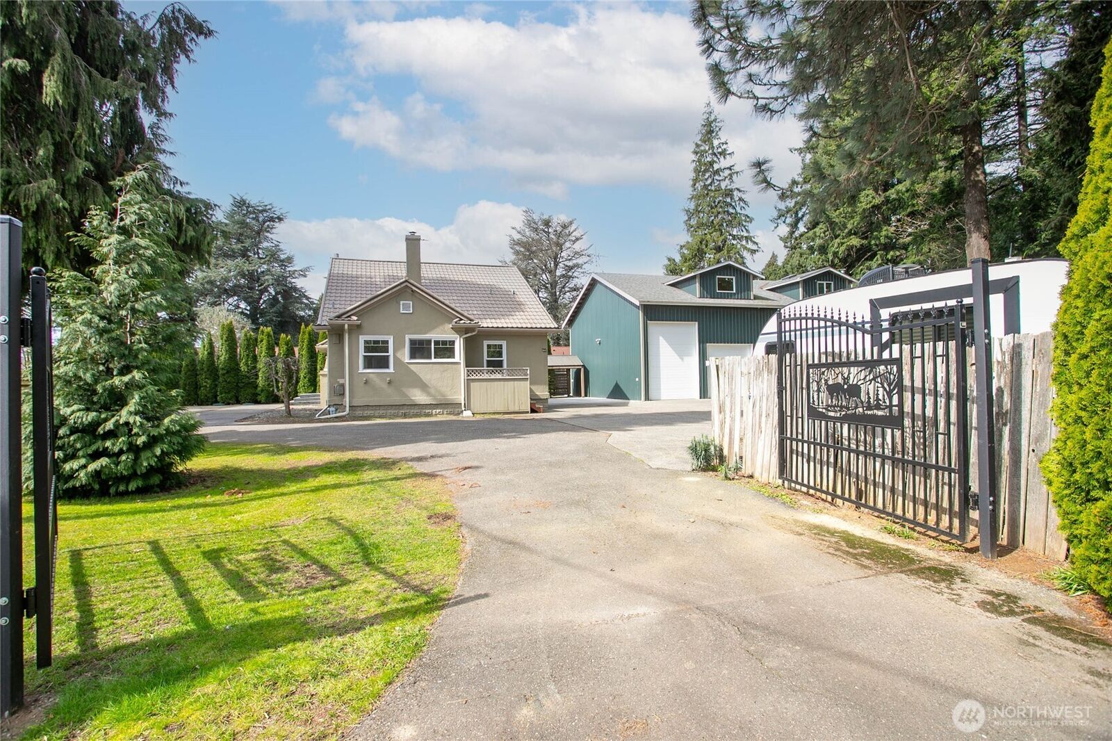 Property Photo:  1082 W Smith  WA 98226 