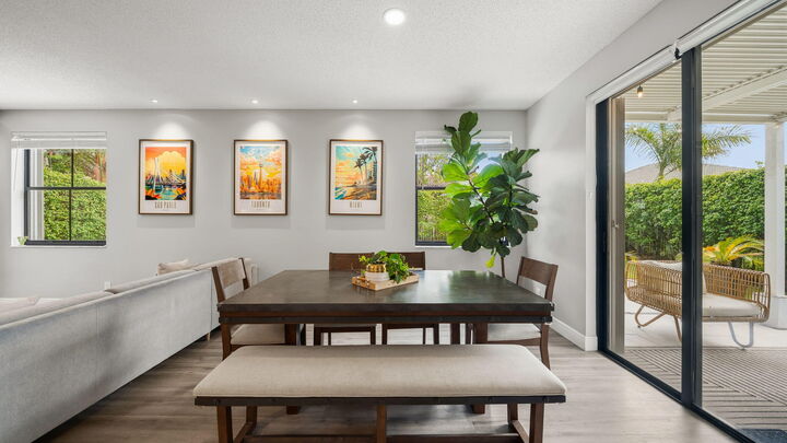 Property Photo:  1089 Tupelo Way  FL 33327 