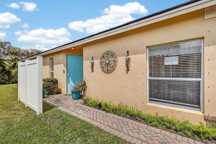 Property Photo: 9724 SW Eastbrook Circle FL 34987