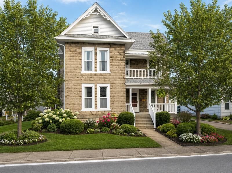 Property Photo:  106 Mulberry Street  IN 47327 