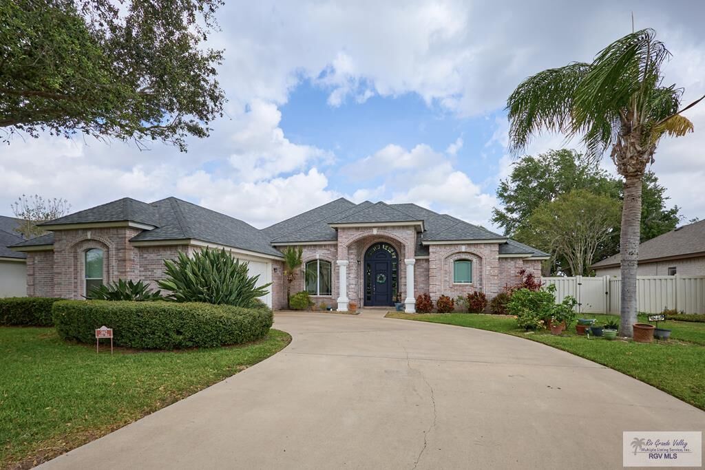 Property Photo: 5842 Acacia TX 78552