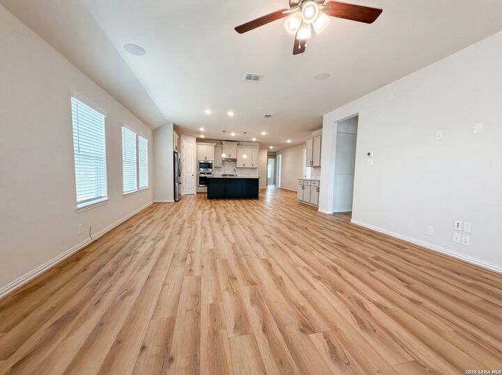 Property Photo: 1613 Couser TX 78132