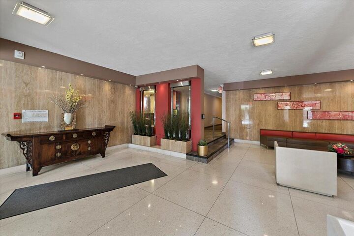 Property Photo:  101 Alma Street 407  CA 94301 