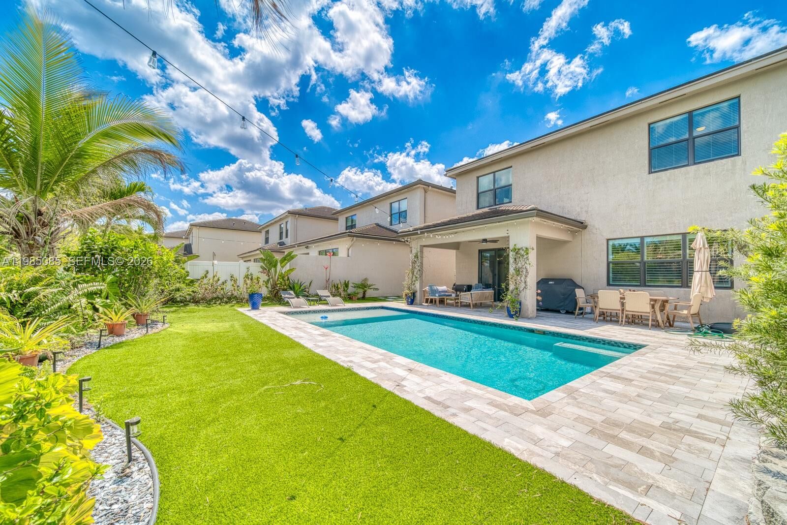 Property Photo: 6114 Yerba Buena Ct FL 33467