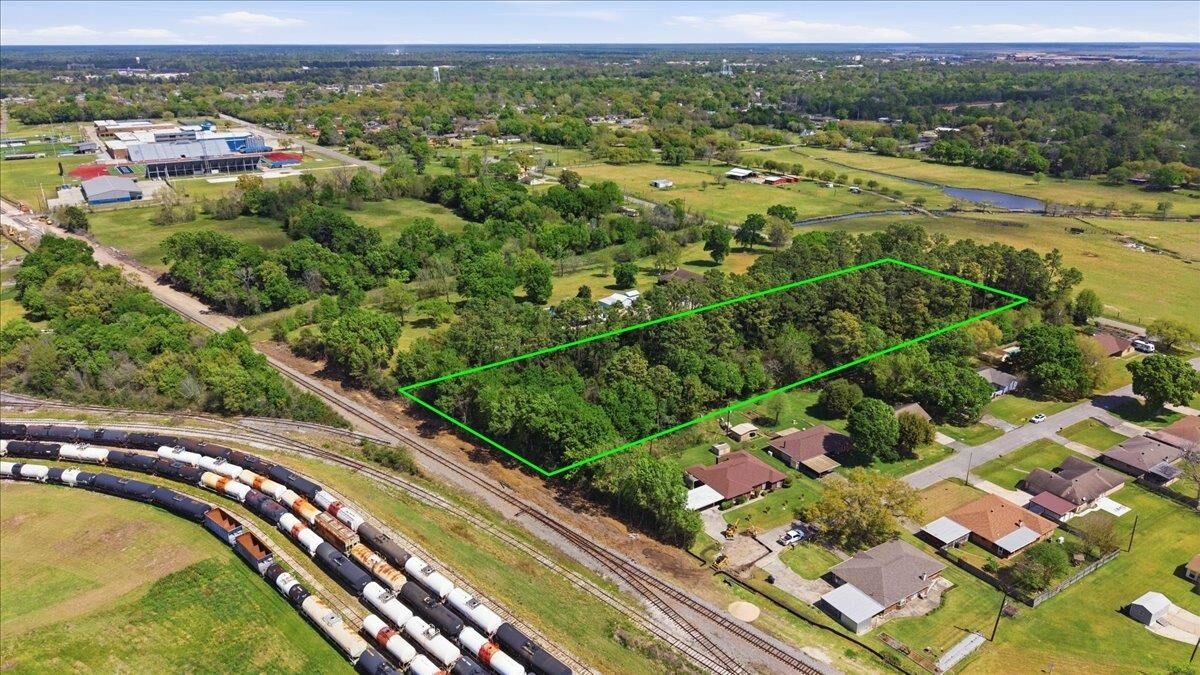 Property Photo:  4.63 Acres On Newton  TX 77630 