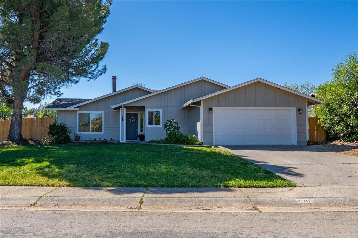 Property Photo:  2907 Pawnee Court  CA 96001 