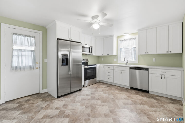 Property Photo:  217 East Waterbury Road  CT 06770 