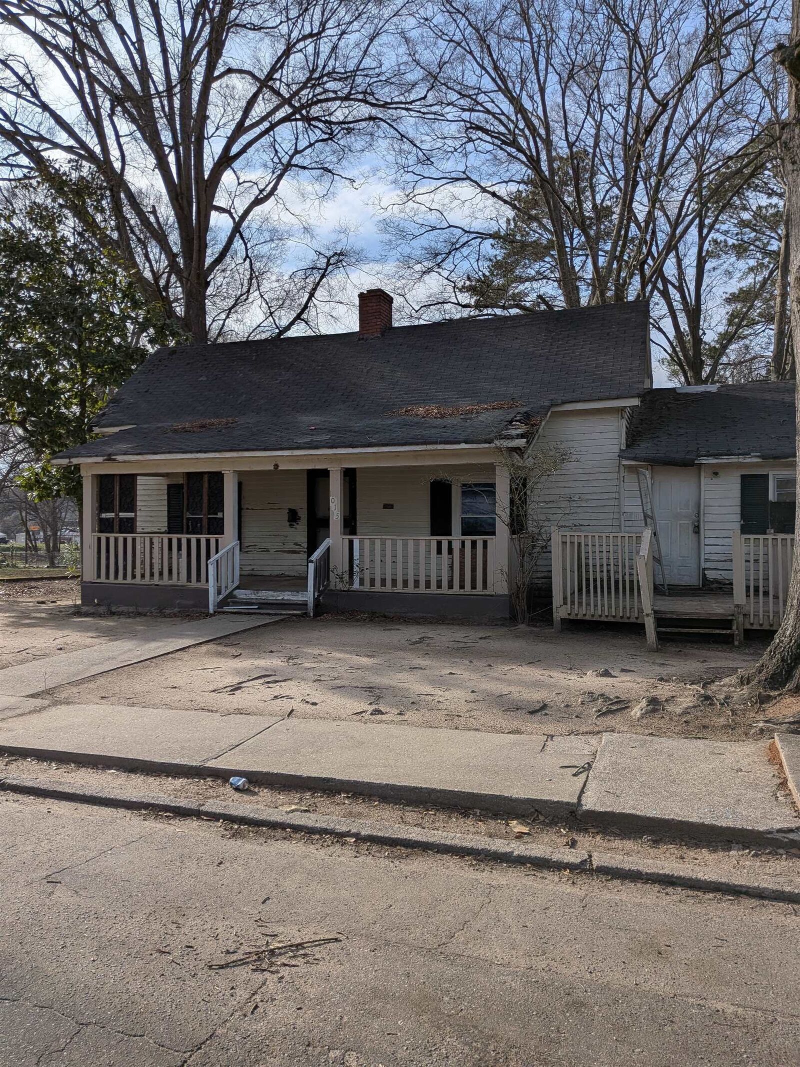 Property Photo:  1015 N Granard Street  SC 29341 