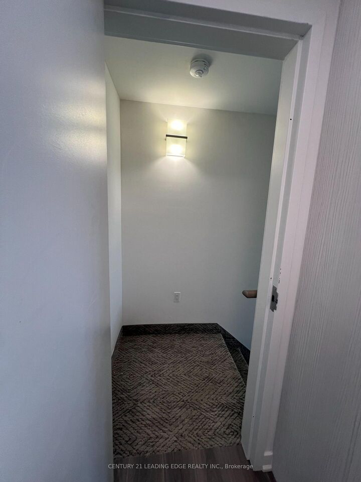 Property Photo:  67 Curlew Drive 205  ON M3A 0B4 