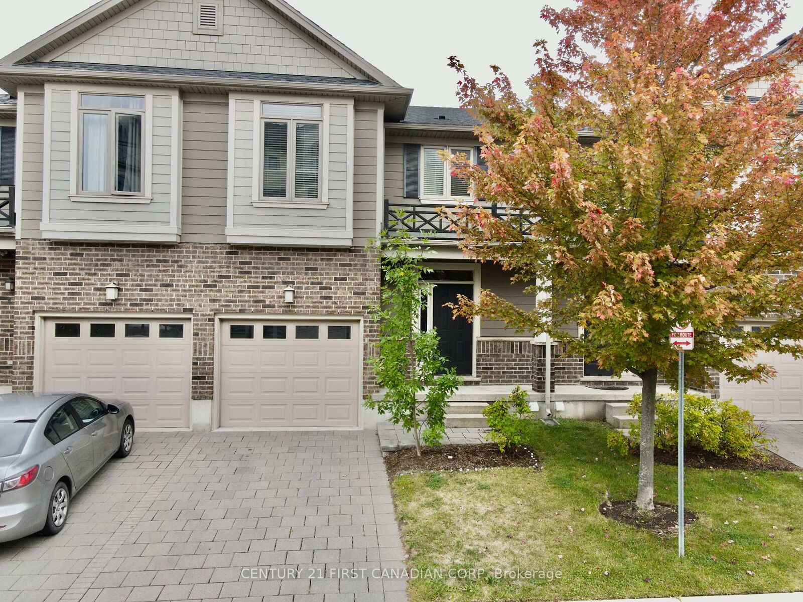 Property Photo: 112 North Centre Road 45 ON N5X 0G9