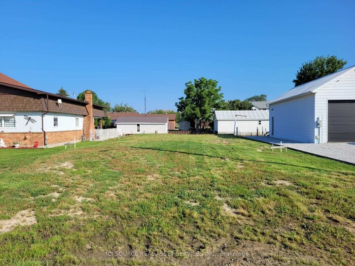 Property Photo:  14 Tackel Line  ON N0P 1L0 