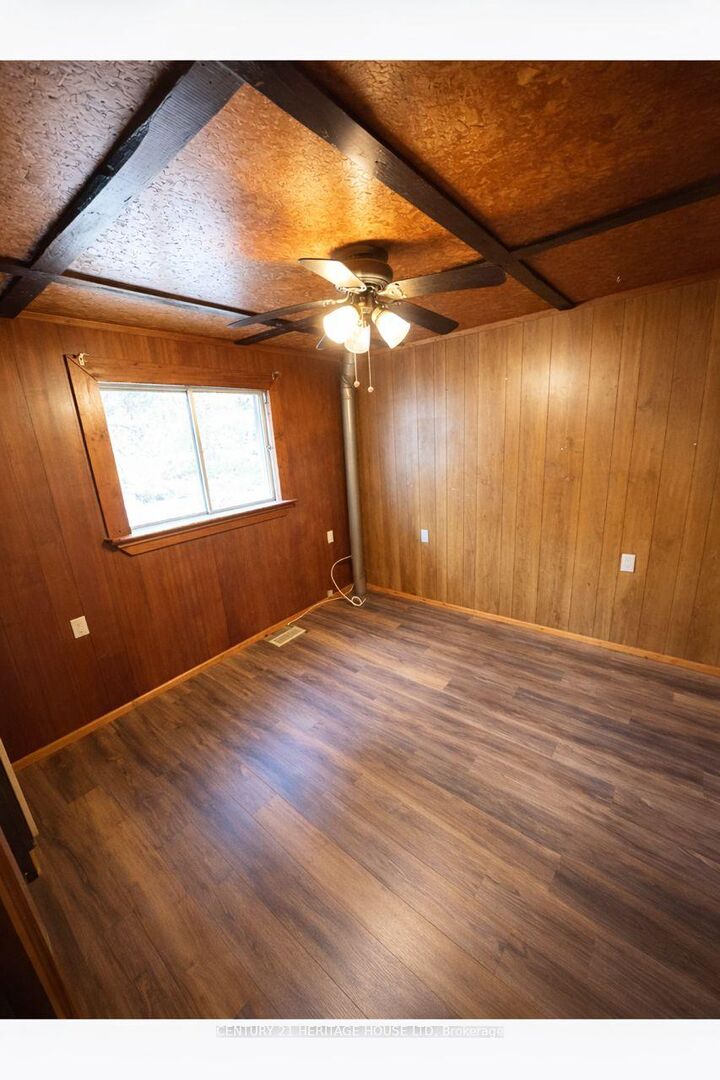Property Photo: 3393 Waneeta Drive ON N5H 2R2