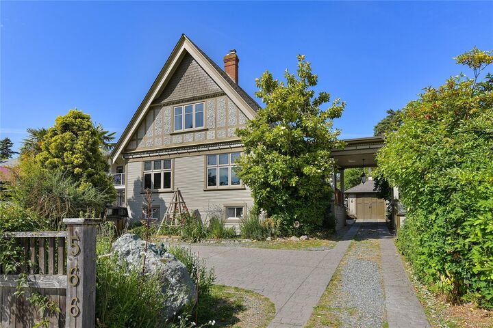 566 Gorge Rd W — photo 1