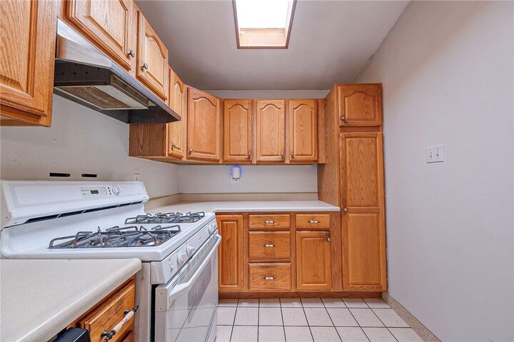 Property Photo:  513 Catherine St  PA 15601 