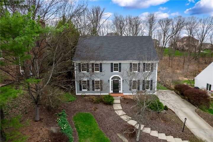 Property Photo:  2395 Traci Dr  PA 15237 