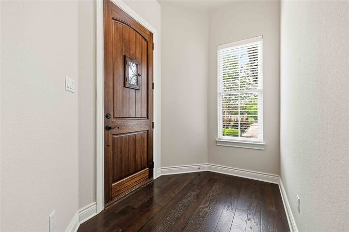 Property Photo: 204 Delfino Circle TX 78734