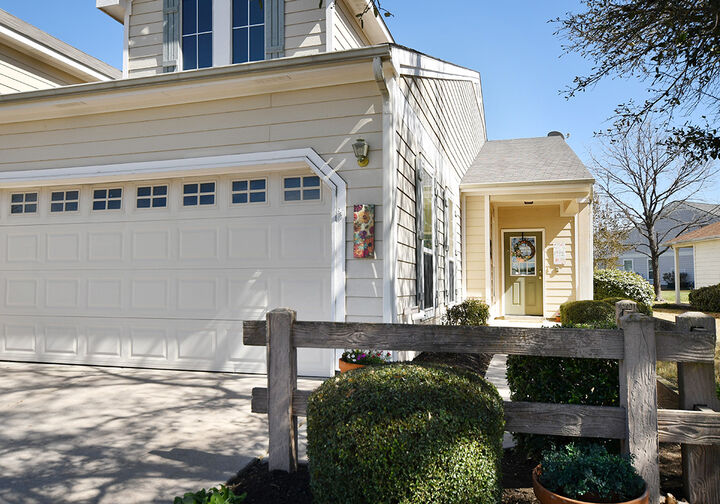 Property Photo:  212 Bonham Loop  TX 78633 