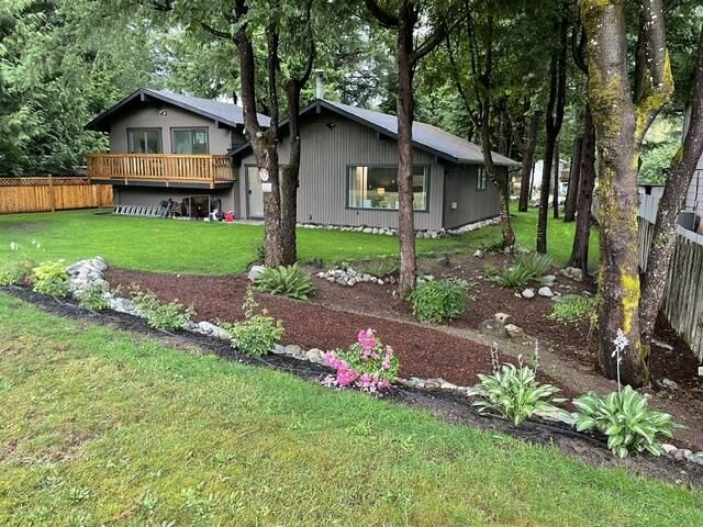 30 Robertson Crescent — photo 1
