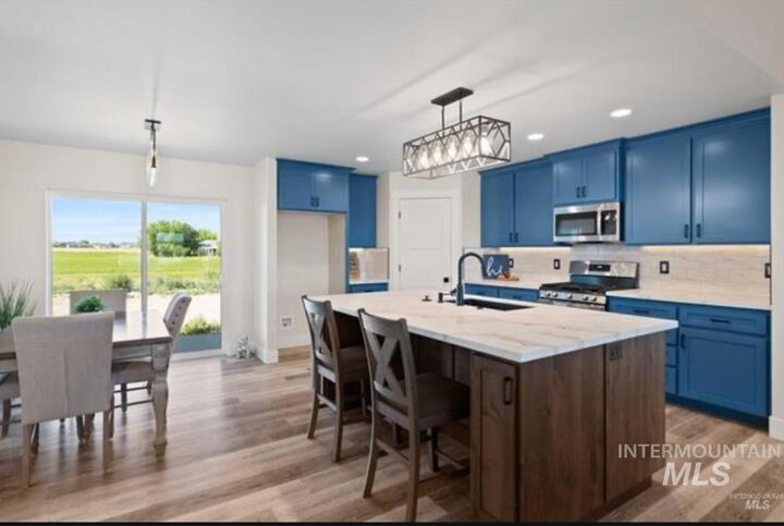 Property Photo:  1509 Tverdy Lane  ID 83316 