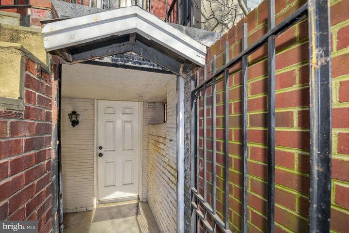 Property Photo:  2721 NW Ontario Road NW #B  DC 20009 