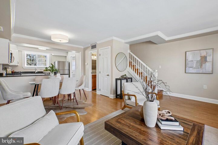 Property Photo: 2311 N Dearing Street VA 22302