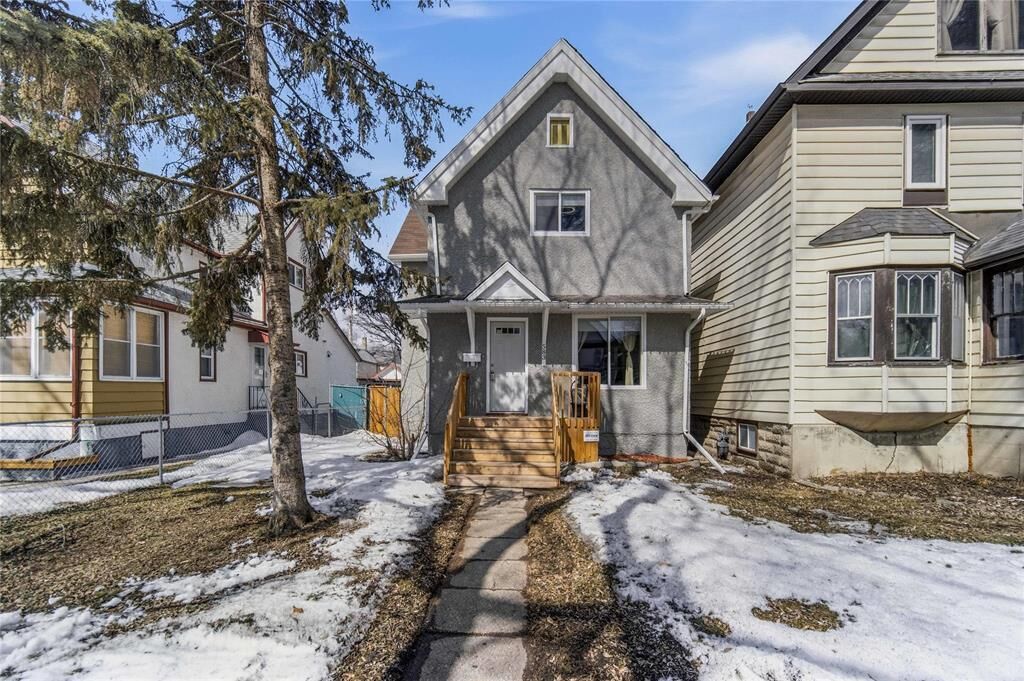 Property Photo:  583 Mulvey Avenue  MB R3L 0R9 