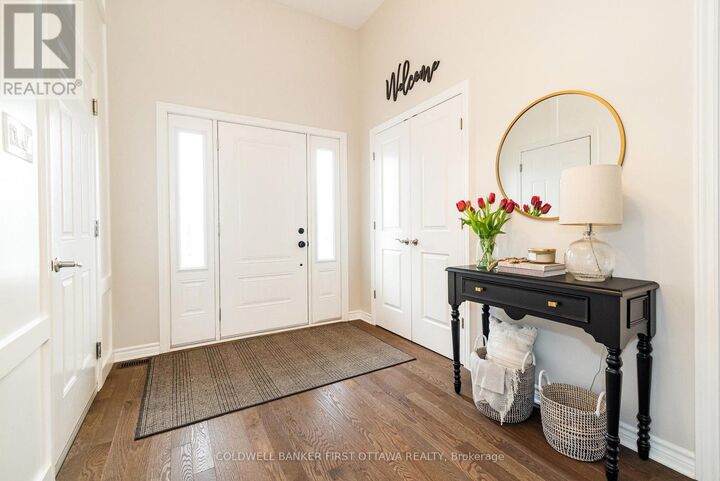 Property Photo:  63 Napoleon Street  ON K7C 2X4 