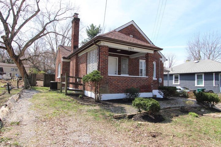 Property Photo:  3837 Iona Avenue  OH 45213 