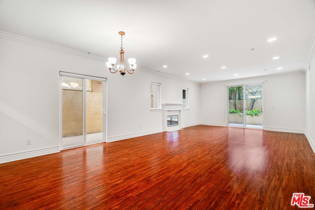 Property Photo:  2306 Fox Hills Dr  CA 90064 