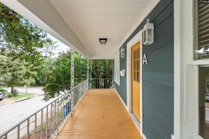 Property Photo:  907 Beaufort A  SC 29201 