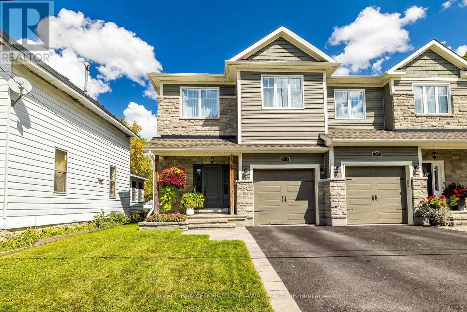 Photo de la propriété:  63 Napoleon Street  ON K7C 2X4 