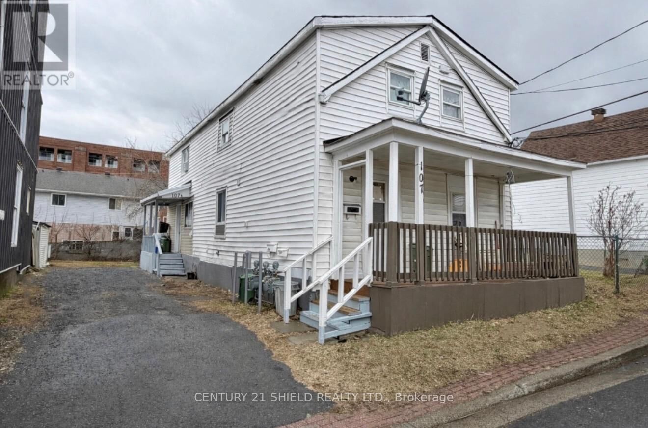 Photo de la propriété: 107 Prince Arthur Street ON K6H 4N6