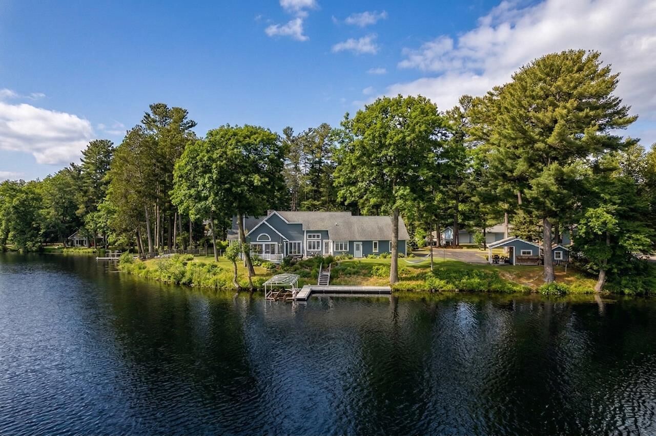 Property Photo:  301 Pine Island Lane  WI 54476 