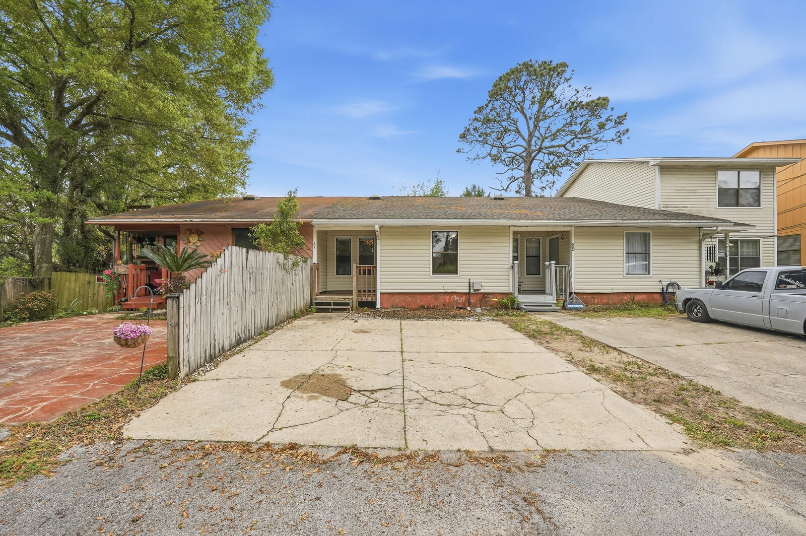 Property Photo: 87 NE Harris Road FL 32547