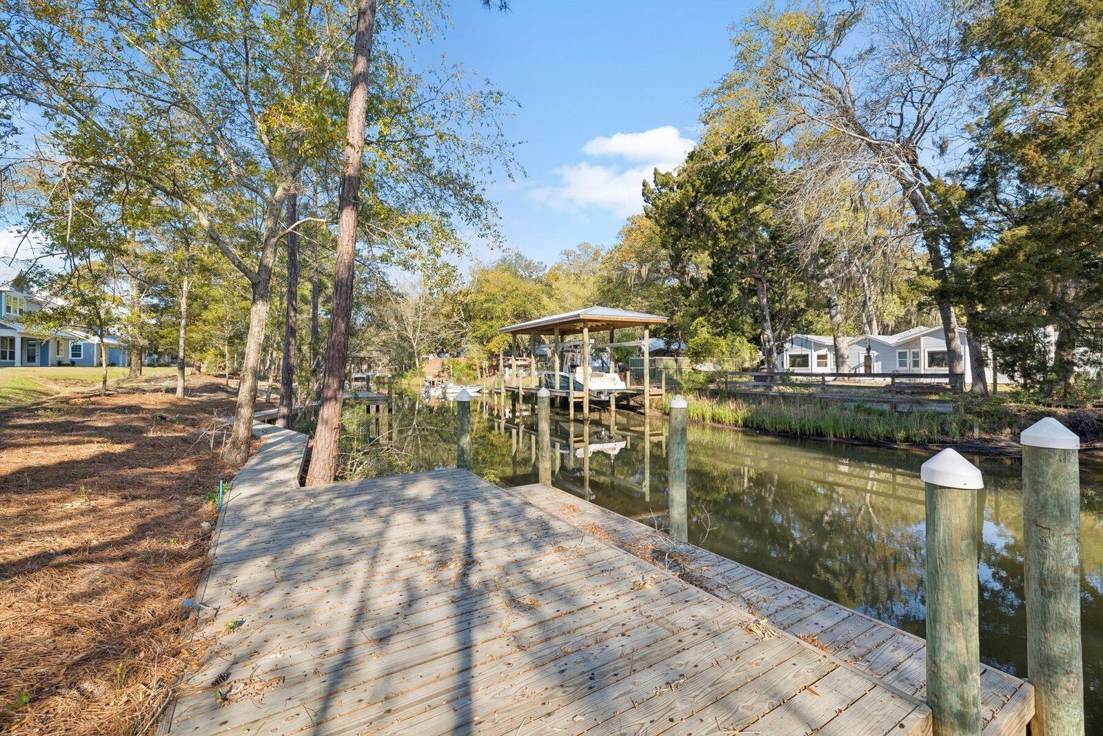 Property Photo:  2015 W Hewett Road  FL 32459 