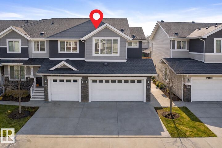 Photo de la propriété:  2441 Glenridding Boulevard SW  AB T6W 2T4 