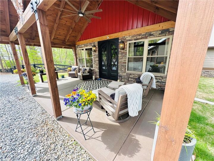 Property Photo: 308 Hugh Stowers Road GA 30534