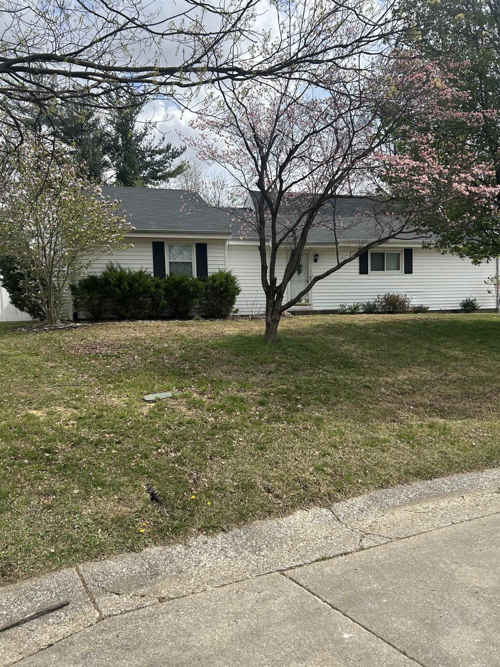 Property Photo: 1339 Rullion Green Way KY 42420