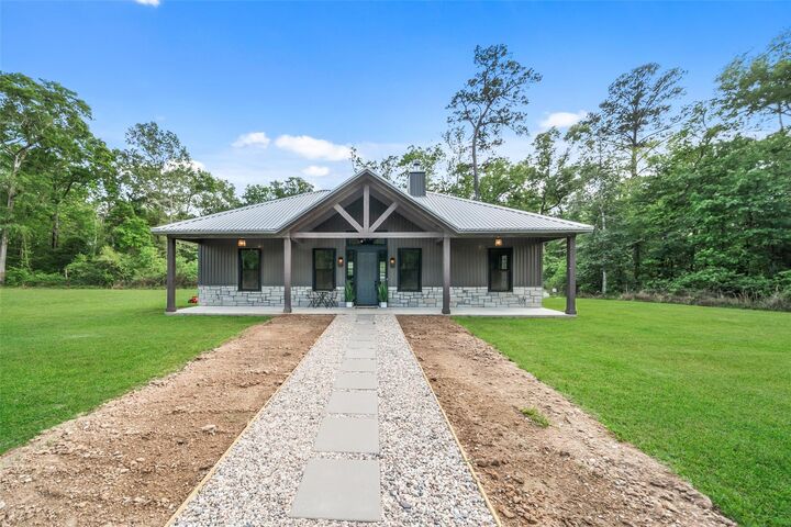Property Photo:  605 County Road 2191  TX 77327 
